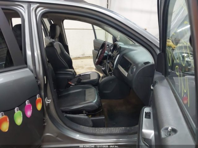 Jeep Compass Latitude Image 13