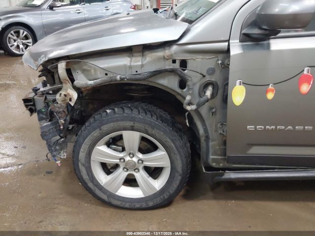 Jeep Compass Latitude Image 10