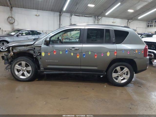 Jeep Compass Latitude Image 8