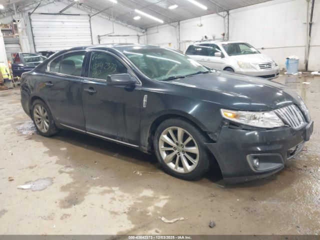 Lincoln MKS Image 1