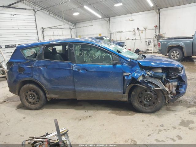 Ford Escape S Image 11