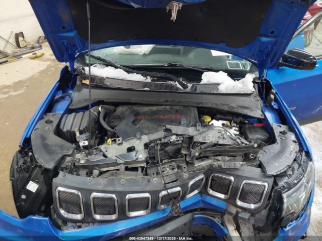 Jeep Compass Latitude 4x4 Image 7