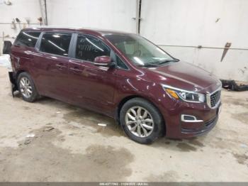  Salvage Kia Sedona