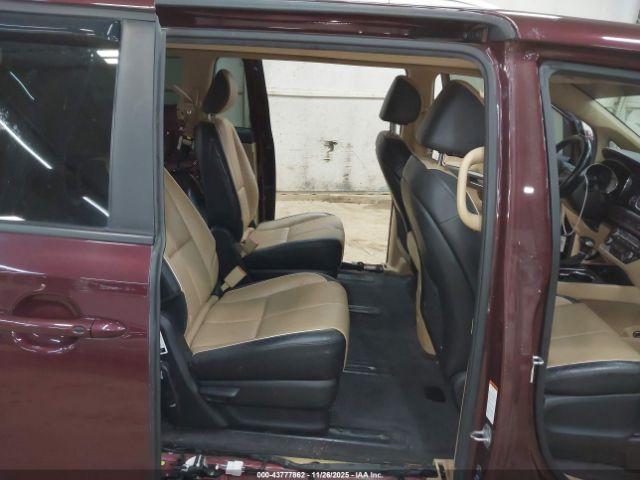 Kia Sedona Ex Image 8