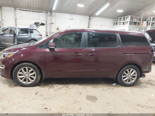Kia Sedona Ex Image 18