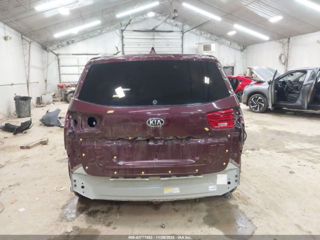 Kia Sedona Ex Image 2