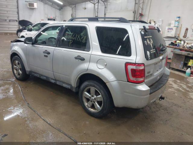 Ford Escape Xlt Image 9