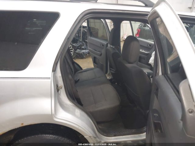 Ford Escape Xlt Image 12