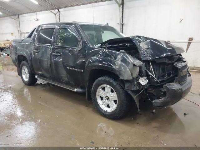  Salvage Chevrolet Avalanche 1500