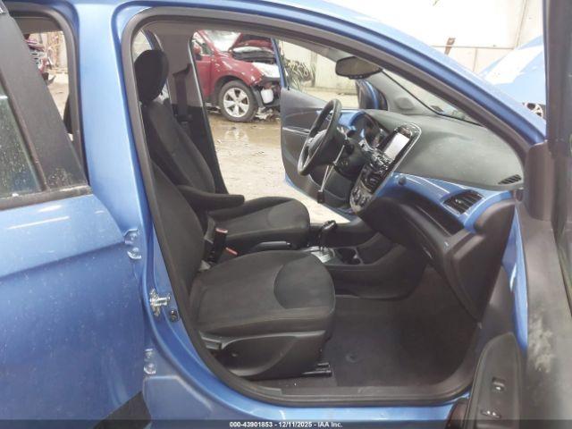 Chevrolet Spark 1lt Cvt Image 9