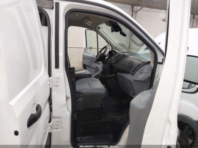 Ford Transit Image 12