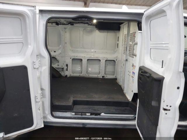 Ford Transit Image 16