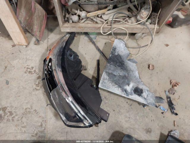 Ford Explorer Xlt Image 11