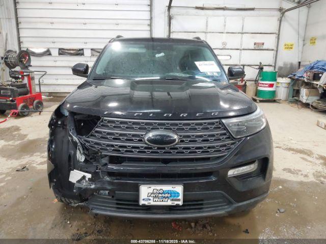 Ford Explorer Xlt Image 10