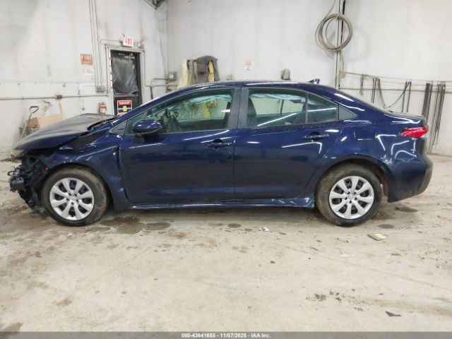 Toyota Corolla Le Image 14