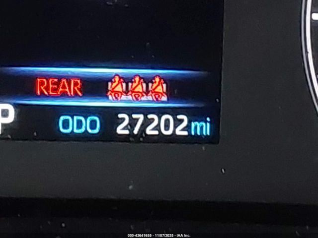 Toyota Corolla Le Image 17