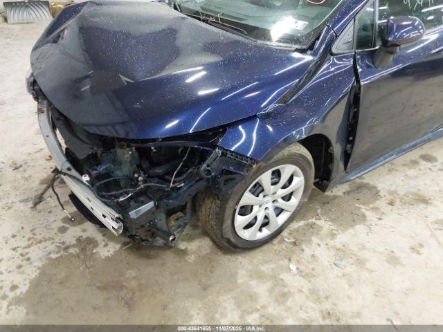 Toyota Corolla Le Image 5