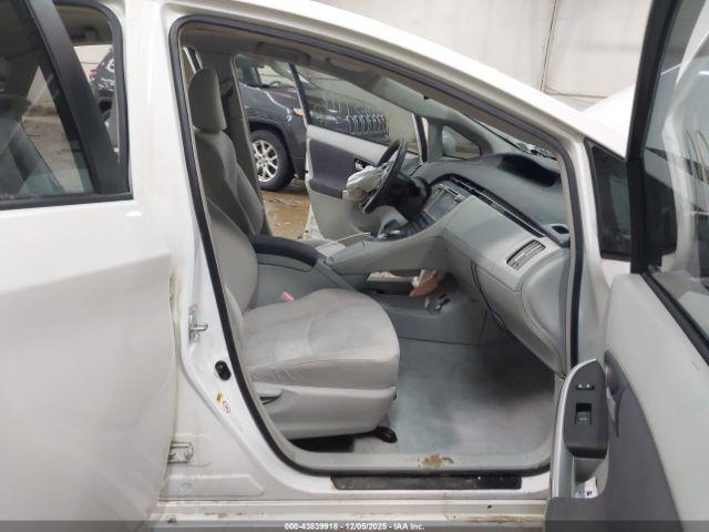 Toyota Prius Ii Image 11