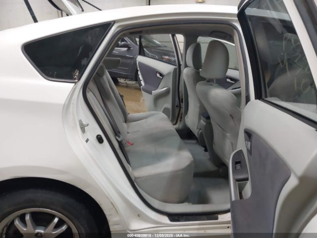 Toyota Prius Ii Image 17