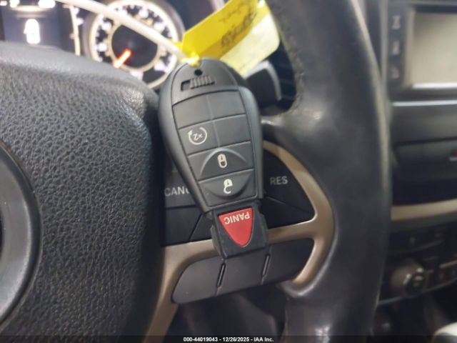 Jeep Cherokee Latitude Image 2