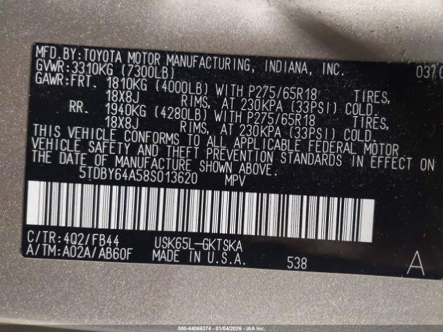 Toyota Sequoia Sr5 5.7l V8 Image 11