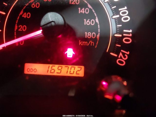 Toyota Sequoia Sr5 5.7l V8 Image 15