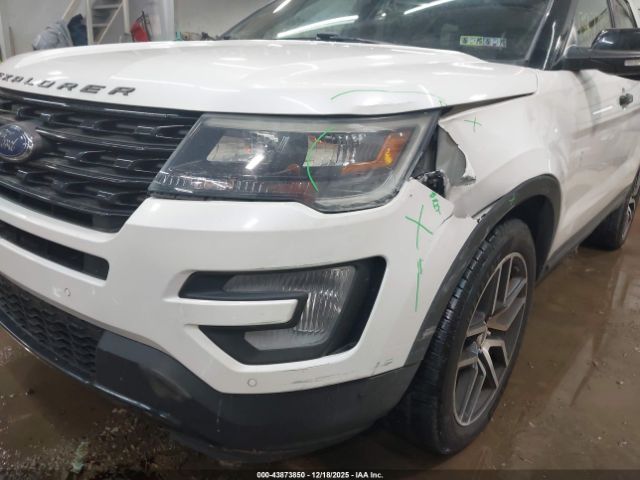 Ford Explorer Sport Image 5