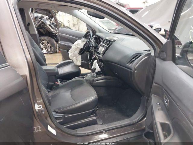 Mitsubishi Outlander 2.4 Sel Image 10