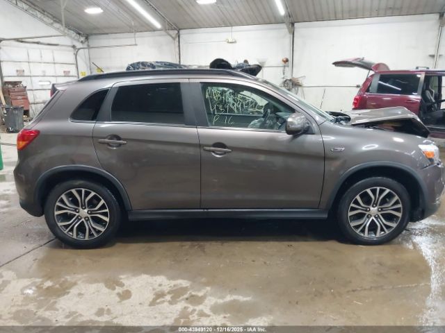 Mitsubishi Outlander 2.4 Sel Image 11