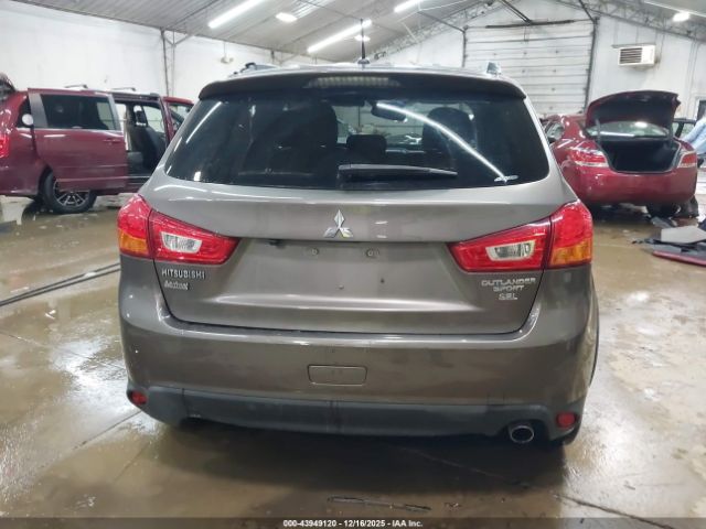 Mitsubishi Outlander 2.4 Sel Image 16