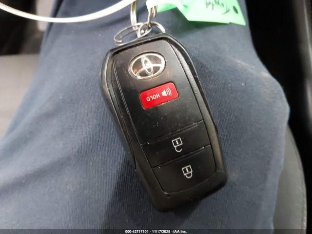 Toyota Corolla Se Image 10