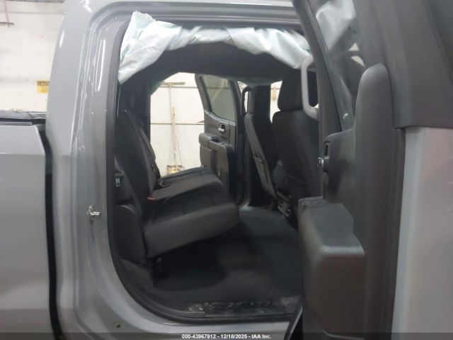 Chevrolet Silverado 1500 4wd  Short Bed Custom Trail Boss Image 7