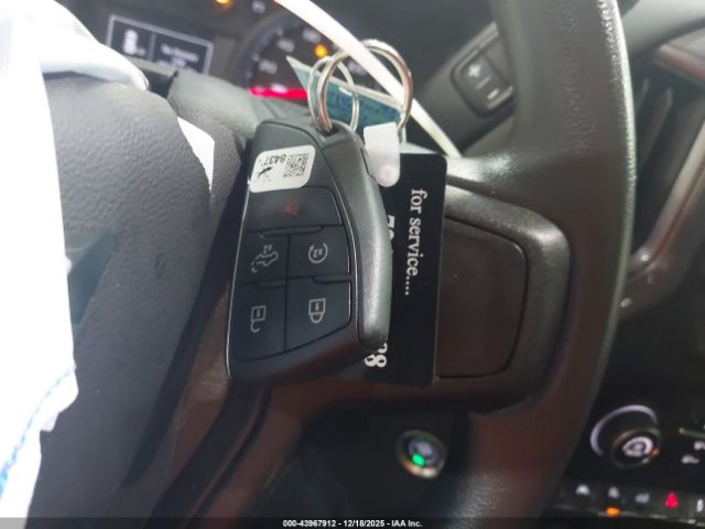 Chevrolet Silverado 1500 4wd  Short Bed Custom Trail Boss Image 15