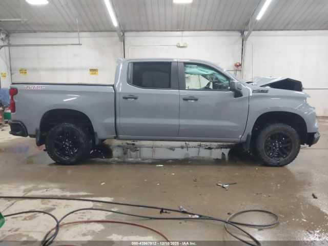 Chevrolet Silverado 1500 4wd  Short Bed Custom Trail Boss Image 16