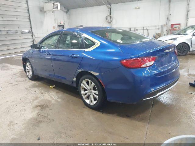 Chrysler 200 Limited Image 8