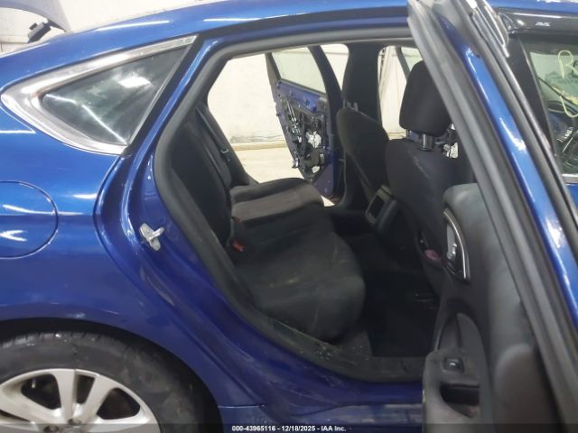 Chrysler 200 Limited Image 9