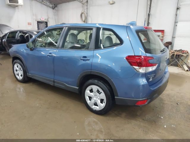 Subaru Forester Image 12