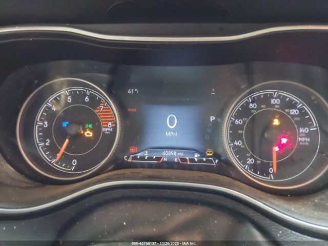 Jeep Cherokee Limited 4x4 Image 17