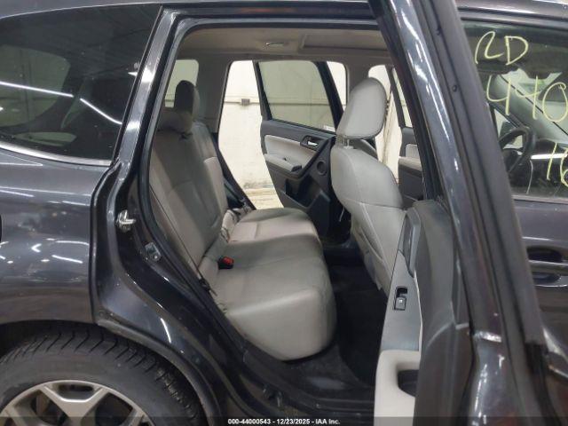 Subaru Forester 2.5i Touring Image 8