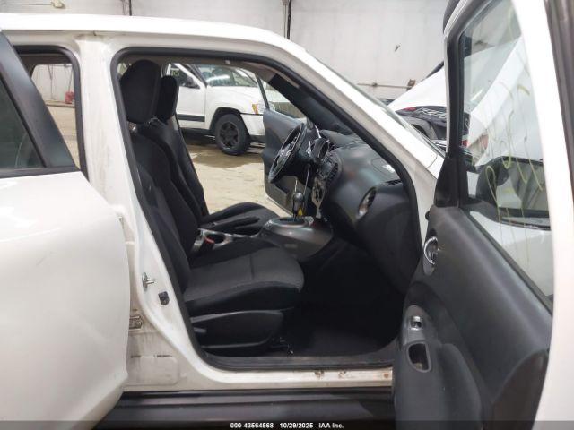 Nissan JUKE S Image 2